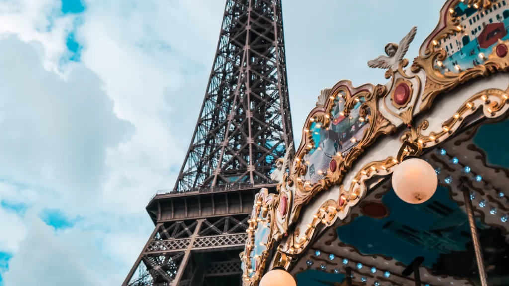 Ultimate Guide: Traveling to Paris with Kids on a Budget